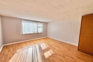 Bedroom- click for photo gallery
